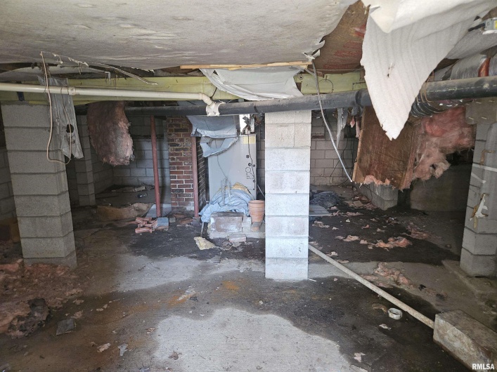 1105 Organ Street, Eldorado, Illinois 62930, 2 Bedrooms Bedrooms, 0 ,1 BathroomBathrooms,Residential,For Sale,Organ,0,RMAEB459962