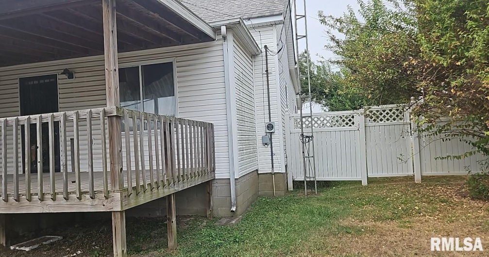 1105 Organ Street, Eldorado, Illinois 62930, 2 Bedrooms Bedrooms, 0 ,1 BathroomBathrooms,Residential,For Sale,Organ,0,RMAEB459962