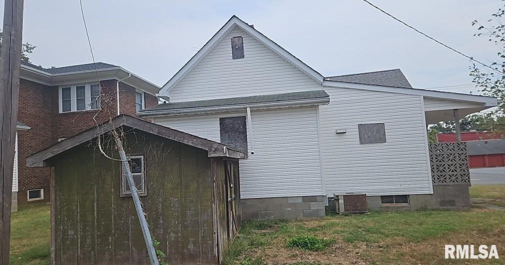 1105 Organ Street, Eldorado, Illinois 62930, 2 Bedrooms Bedrooms, 0 ,1 BathroomBathrooms,Residential,For Sale,Organ,0,RMAEB459962