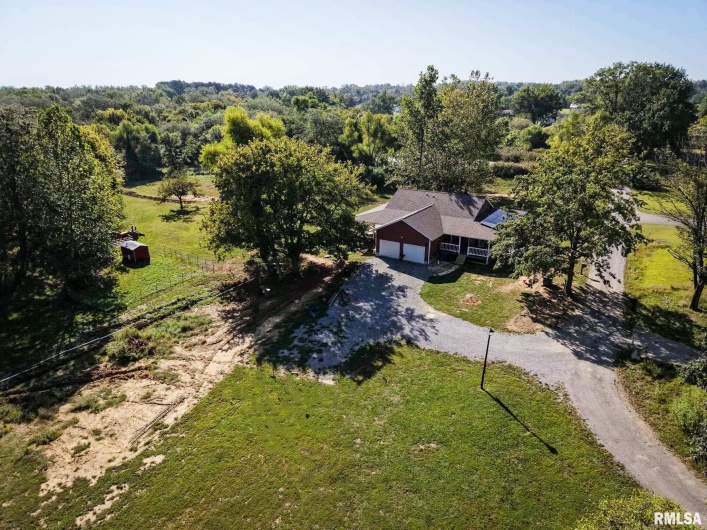 9358 LEISURE Lane, Marion, Illinois 62959, 3 Bedrooms Bedrooms, 0 ,2 BathroomsBathrooms,Residential,For Sale,LEISURE,0,RMAEB459964