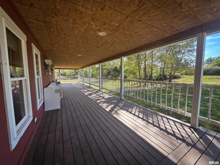 9358 LEISURE Lane, Marion, Illinois 62959, 3 Bedrooms Bedrooms, 0 ,2 BathroomsBathrooms,Residential,For Sale,LEISURE,0,RMAEB459964