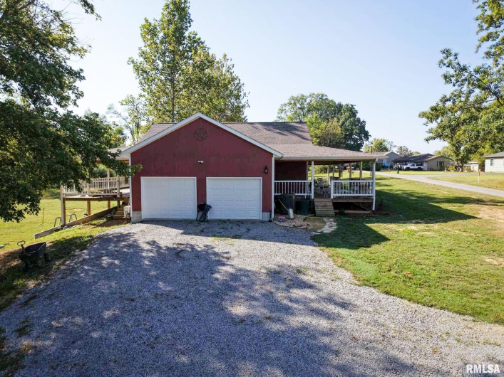 9358 LEISURE Lane, Marion, Illinois 62959, 3 Bedrooms Bedrooms, 0 ,2 BathroomsBathrooms,Residential,For Sale,LEISURE,0,RMAEB459964