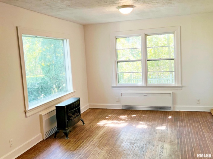 6606 US 45 Road, Brookport, Illinois 62910, 2 Bedrooms Bedrooms, 0 ,1 BathroomBathrooms,Residential,For Sale,US 45,0,RMAEB459966