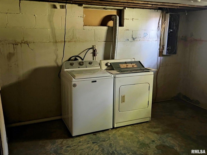 6606 US 45 Road, Brookport, Illinois 62910, 2 Bedrooms Bedrooms, 0 ,1 BathroomBathrooms,Residential,For Sale,US 45,0,RMAEB459966