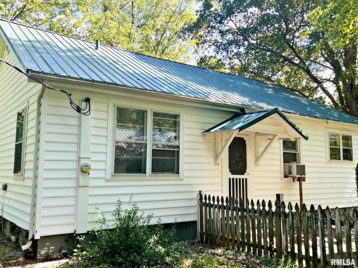 6606 US 45 Road, Brookport, Illinois 62910, 2 Bedrooms Bedrooms, 0 ,1 BathroomBathrooms,Residential,For Sale,US 45,0,RMAEB459966