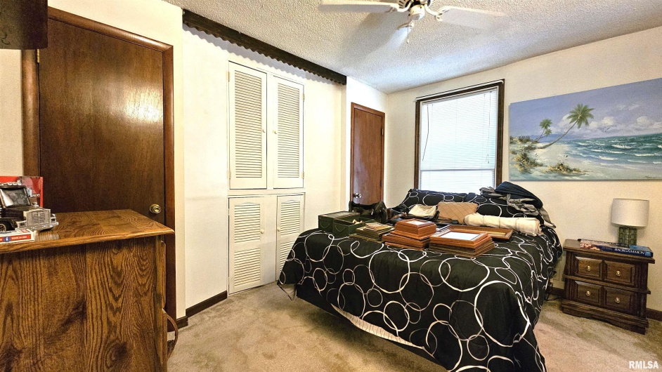 1410 GARFIELD Street, Marion, Illinois 62959, 3 Bedrooms Bedrooms, 0 ,2 BathroomsBathrooms,Residential,For Sale,GARFIELD,0,RMAEB459967