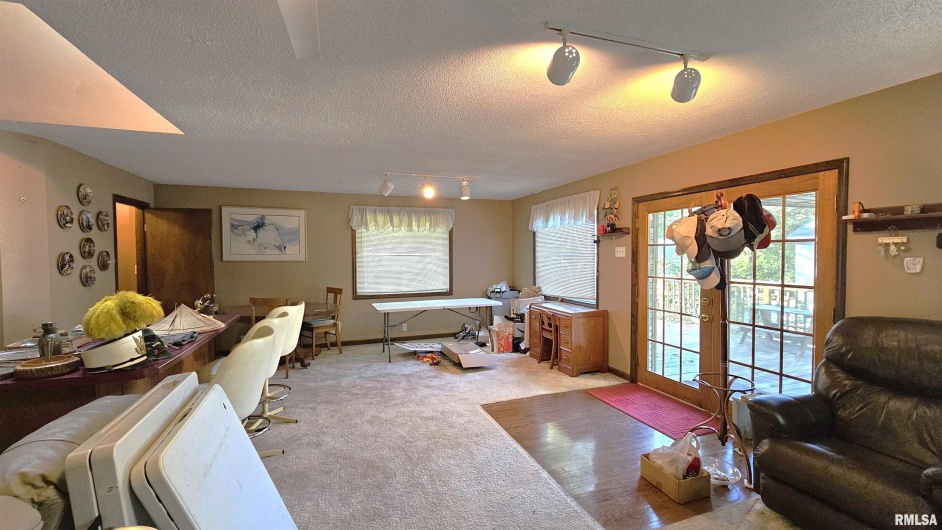 1410 GARFIELD Street, Marion, Illinois 62959, 3 Bedrooms Bedrooms, 0 ,2 BathroomsBathrooms,Residential,For Sale,GARFIELD,0,RMAEB459967