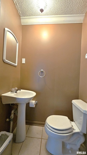1410 GARFIELD Street, Marion, Illinois 62959, 3 Bedrooms Bedrooms, 0 ,2 BathroomsBathrooms,Residential,For Sale,GARFIELD,0,RMAEB459967