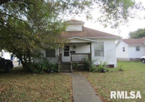 17 Homer Street, Harrisburg, Illinois 62946, 2 Bedrooms Bedrooms, 0 ,1 BathroomBathrooms,Residential,For Sale,Homer,0,RMAEB459973