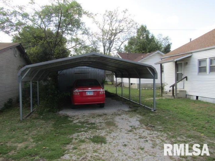 17 Homer Street, Harrisburg, Illinois 62946, 2 Bedrooms Bedrooms, 0 ,1 BathroomBathrooms,Residential,For Sale,Homer,0,RMAEB459973