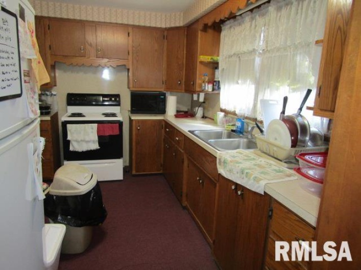 17 Homer Street, Harrisburg, Illinois 62946, 2 Bedrooms Bedrooms, 0 ,1 BathroomBathrooms,Residential,For Sale,Homer,0,RMAEB459973
