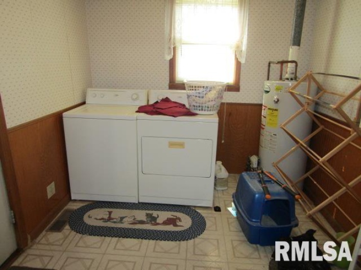 17 Homer Street, Harrisburg, Illinois 62946, 2 Bedrooms Bedrooms, 0 ,1 BathroomBathrooms,Residential,For Sale,Homer,0,RMAEB459973