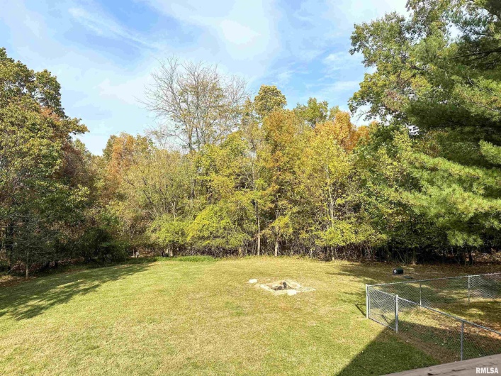 73 Upper Brush Hill Road, Carbondale, Illinois 62901, 3 Bedrooms Bedrooms, 0 ,3 BathroomsBathrooms,Residential,For Sale,Upper Brush Hill,0,RMAEB459213