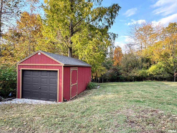 73 Upper Brush Hill Road, Carbondale, Illinois 62901, 3 Bedrooms Bedrooms, 0 ,3 BathroomsBathrooms,Residential,For Sale,Upper Brush Hill,0,RMAEB459213