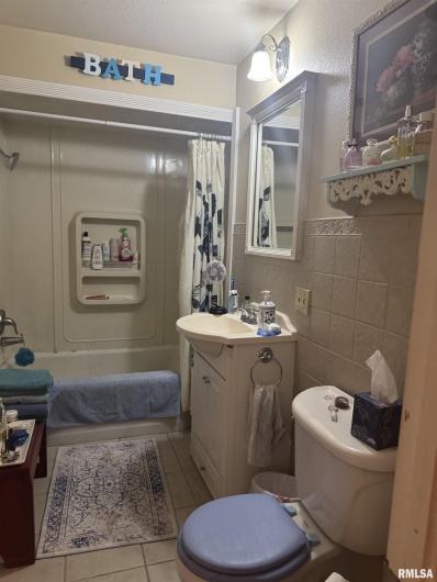 1803 CHERRY Street, Marion, Illinois 62959, 3 Bedrooms Bedrooms, 0 ,1 BathroomBathrooms,Residential,For Sale,CHERRY,0,RMAEB459511