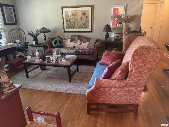 1803 CHERRY Street, Marion, Illinois 62959, 3 Bedrooms Bedrooms, 0 ,1 BathroomBathrooms,Residential,For Sale,CHERRY,0,RMAEB459511