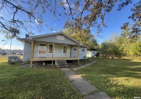 38 Barger Drive, Metropolis, Illinois 62960, 2 Bedrooms Bedrooms, 0 ,1 BathroomBathrooms,Residential,For Sale,Barger,0,RMAEB459974
