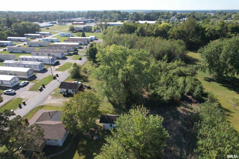 38 Barger Drive, Metropolis, Illinois 62960, 2 Bedrooms Bedrooms, 0 ,1 BathroomBathrooms,Residential,For Sale,Barger,0,RMAEB459974