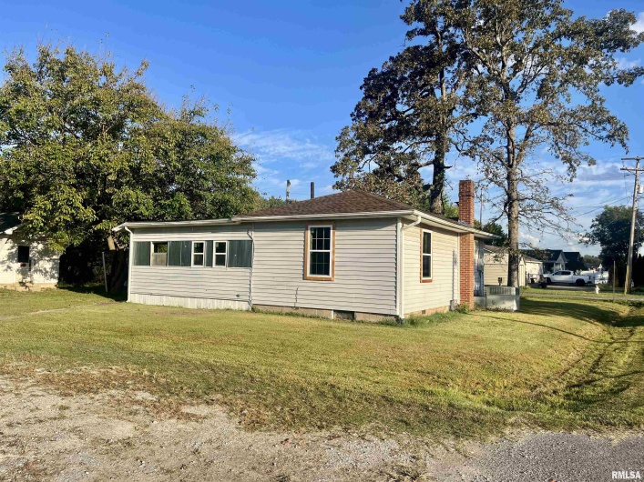 38 Barger Drive, Metropolis, Illinois 62960, 2 Bedrooms Bedrooms, 0 ,1 BathroomBathrooms,Residential,For Sale,Barger,0,RMAEB459974