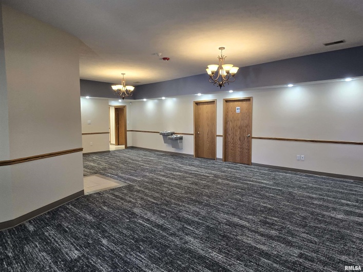 30 VETERANS Drive, Harrisburg, Illinois 62946-3320, 0 , 0 ,0,Commercial Sale,For Sale,VETERANS,0,RMAEB459975
