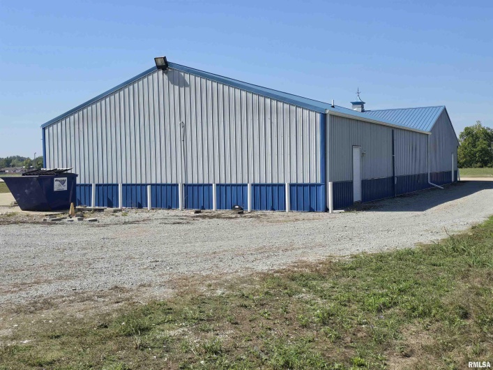 30 VETERANS Drive, Harrisburg, Illinois 62946-3320, 0 , 0 ,0,Commercial Sale,For Sale,VETERANS,0,RMAEB459975