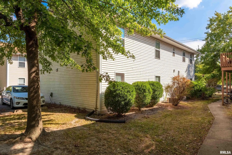 902 MILL Street, Carbondale, Illinois 62901, 0 , 0 ,0,Residential Income,For Sale,MILL,0,RMAEB459976