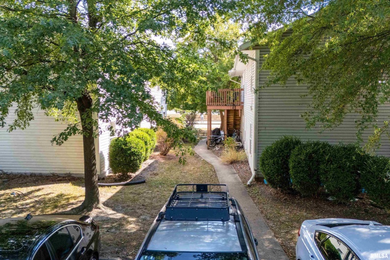 902 MILL Street, Carbondale, Illinois 62901, 0 , 0 ,0,Residential Income,For Sale,MILL,0,RMAEB459976