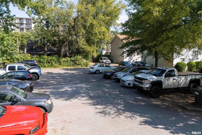 902 MILL Street, Carbondale, Illinois 62901, 0 , 0 ,0,Residential Income,For Sale,MILL,0,RMAEB459976