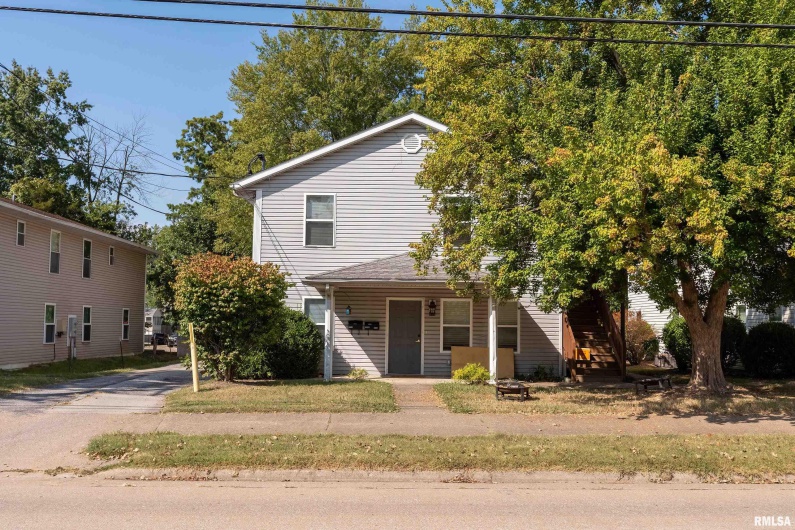 902 MILL Street, Carbondale, Illinois 62901, 0 , 0 ,0,Residential Income,For Sale,MILL,0,RMAEB459976