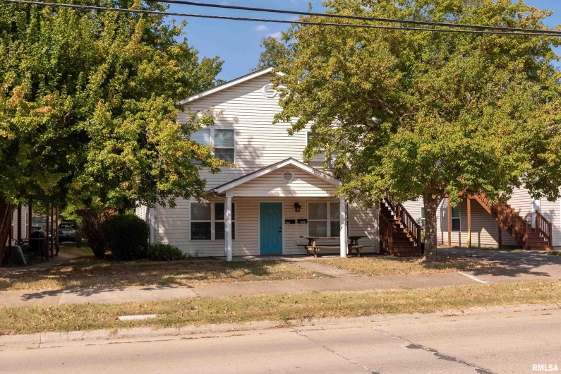 902 MILL Street, Carbondale, Illinois 62901, 0 , 0 ,0,Residential Income,For Sale,MILL,0,RMAEB459976