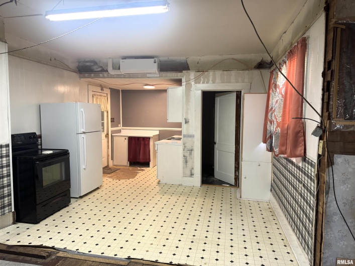 4745 State Route 3 Highway, Wolf Lake, Illinois 62998, 2 Bedrooms Bedrooms, 0 ,1 BathroomBathrooms,Residential,For Sale,State Route 3,0,RMAEB459983