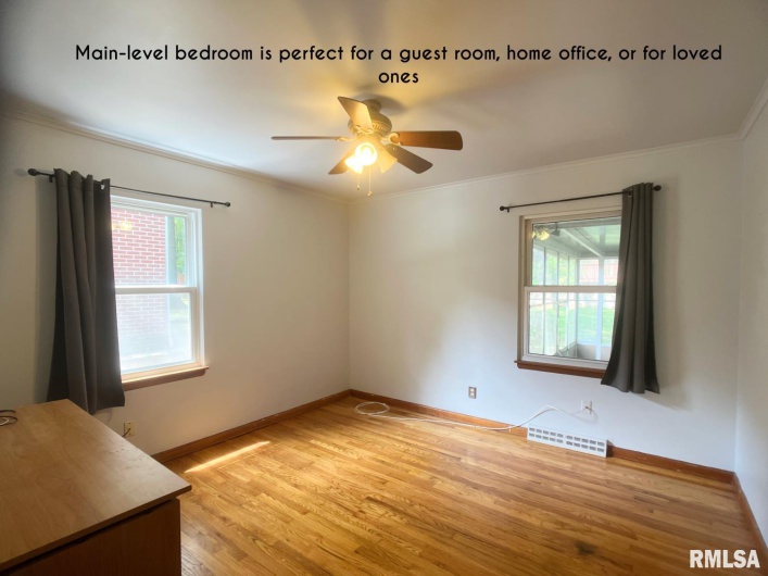 404 ORCHARD Drive, Carbondale, Illinois 62901, 4 Bedrooms Bedrooms, 0 ,2 BathroomsBathrooms,Residential,For Sale,ORCHARD,0,RMAEB459988