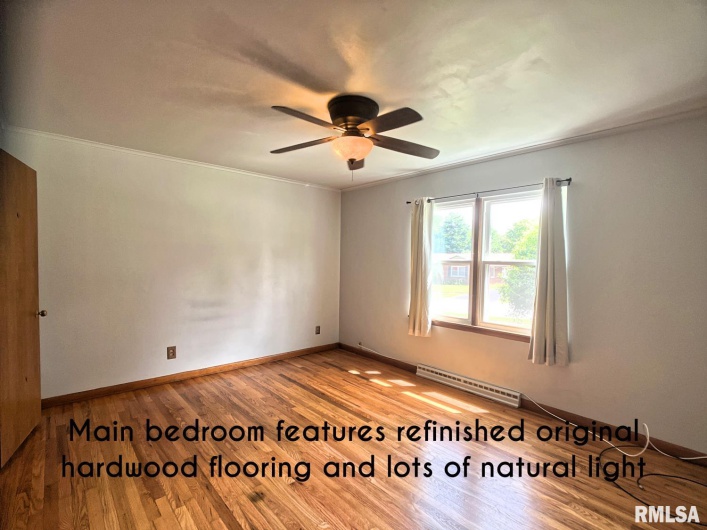 404 ORCHARD Drive, Carbondale, Illinois 62901, 4 Bedrooms Bedrooms, 0 ,2 BathroomsBathrooms,Residential,For Sale,ORCHARD,0,RMAEB459988
