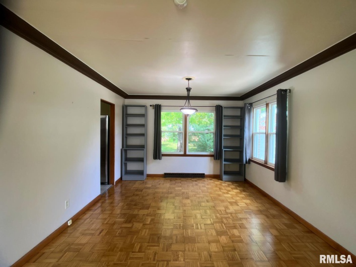 404 ORCHARD Drive, Carbondale, Illinois 62901, 4 Bedrooms Bedrooms, 0 ,2 BathroomsBathrooms,Residential,For Sale,ORCHARD,0,RMAEB459988