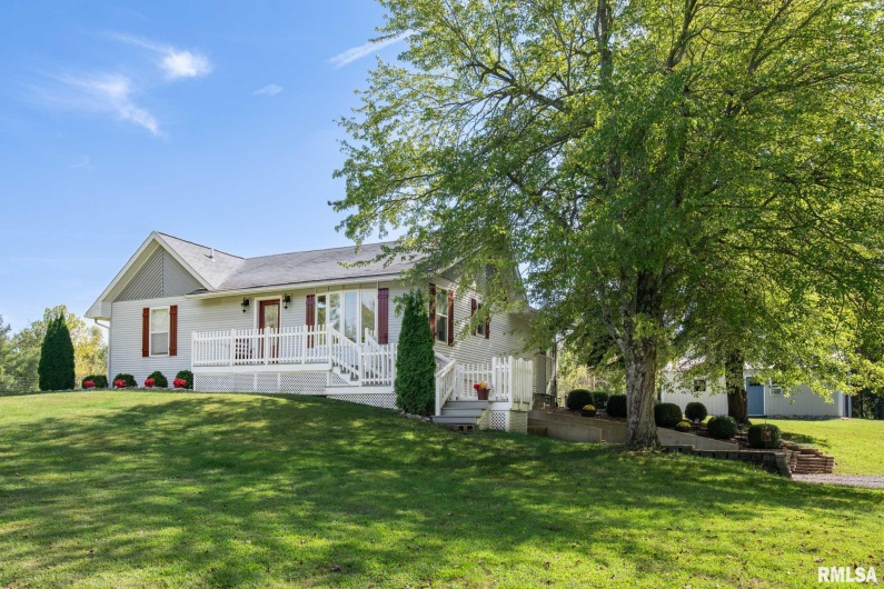 10367 Grassy Road, Marion, Illinois 62959, 3 Bedrooms Bedrooms, 0 ,2 BathroomsBathrooms,Residential,For Sale,Grassy,0,RMAQC4268025