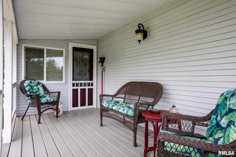 10367 Grassy Road, Marion, Illinois 62959, 3 Bedrooms Bedrooms, 0 ,2 BathroomsBathrooms,Residential,For Sale,Grassy,0,RMAQC4268025