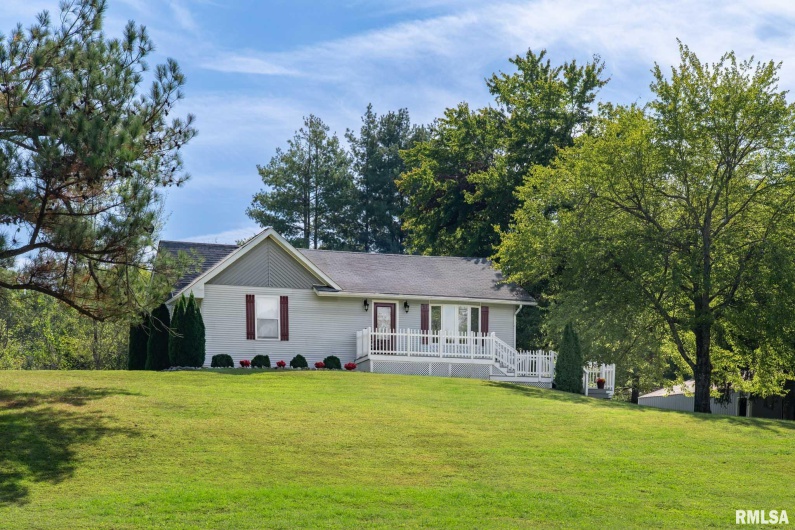 10367 Grassy Road, Marion, Illinois 62959, 3 Bedrooms Bedrooms, 0 ,2 BathroomsBathrooms,Residential,For Sale,Grassy,0,RMAQC4268025