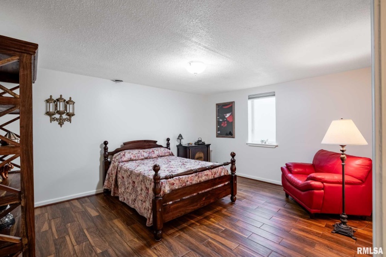 10367 Grassy Road, Marion, Illinois 62959, 3 Bedrooms Bedrooms, 0 ,2 BathroomsBathrooms,Residential,For Sale,Grassy,0,RMAQC4268025