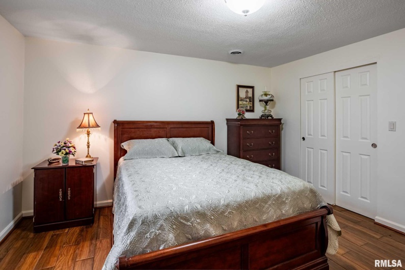 10367 Grassy Road, Marion, Illinois 62959, 3 Bedrooms Bedrooms, 0 ,2 BathroomsBathrooms,Residential,For Sale,Grassy,0,RMAQC4268025