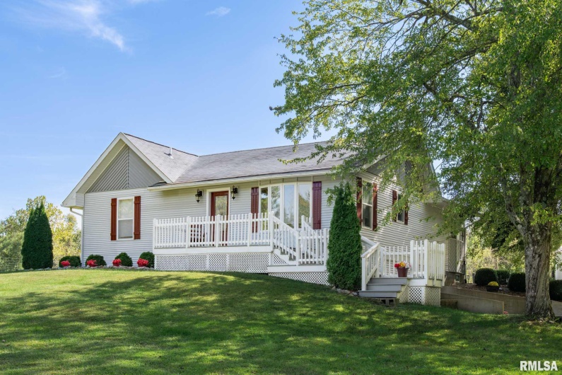 10367 Grassy Road, Marion, Illinois 62959, 3 Bedrooms Bedrooms, 0 ,2 BathroomsBathrooms,Residential,For Sale,Grassy,0,RMAQC4268025