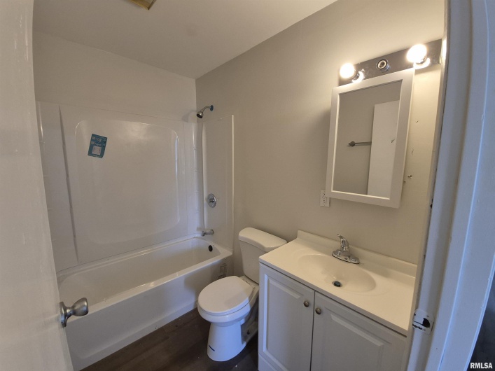 802 Dillard Street, Eldorado, Illinois 62930, 3 Bedrooms Bedrooms, 0 ,1 BathroomBathrooms,Residential,For Sale,Dillard,0,RMAEB459992