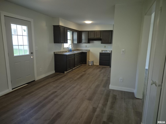 802 Dillard Street, Eldorado, Illinois 62930, 3 Bedrooms Bedrooms, 0 ,1 BathroomBathrooms,Residential,For Sale,Dillard,0,RMAEB459992