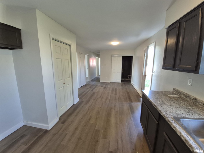 802 Dillard Street, Eldorado, Illinois 62930, 3 Bedrooms Bedrooms, 0 ,1 BathroomBathrooms,Residential,For Sale,Dillard,0,RMAEB459992