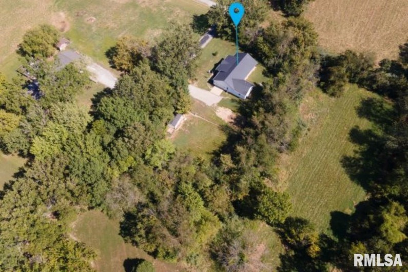 501 Mohan Street, Carterville, Illinois 62918, 3 Bedrooms Bedrooms, 0 ,2 BathroomsBathrooms,Residential,For Sale,Mohan,0,RMAEB459991