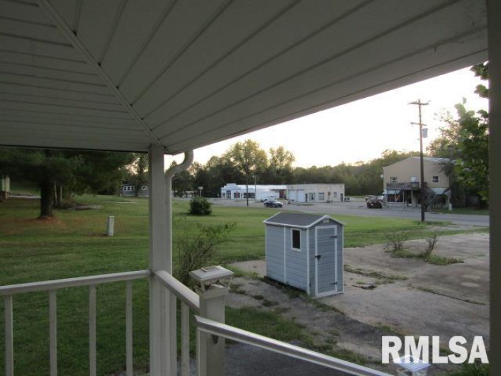 731 Bohn Street, Rosiclare, Illinois 62982, 3 Bedrooms Bedrooms, 0 ,2 BathroomsBathrooms,Residential,For Sale,Bohn,0,RMAEB459989