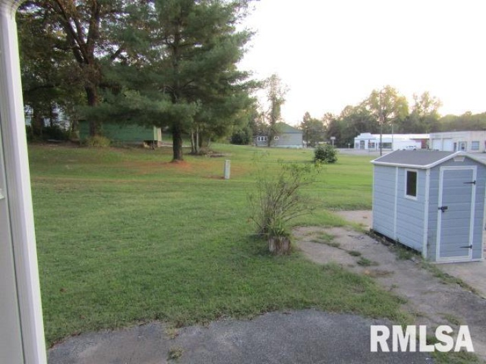 731 Bohn Street, Rosiclare, Illinois 62982, 3 Bedrooms Bedrooms, 0 ,2 BathroomsBathrooms,Residential,For Sale,Bohn,0,RMAEB459989