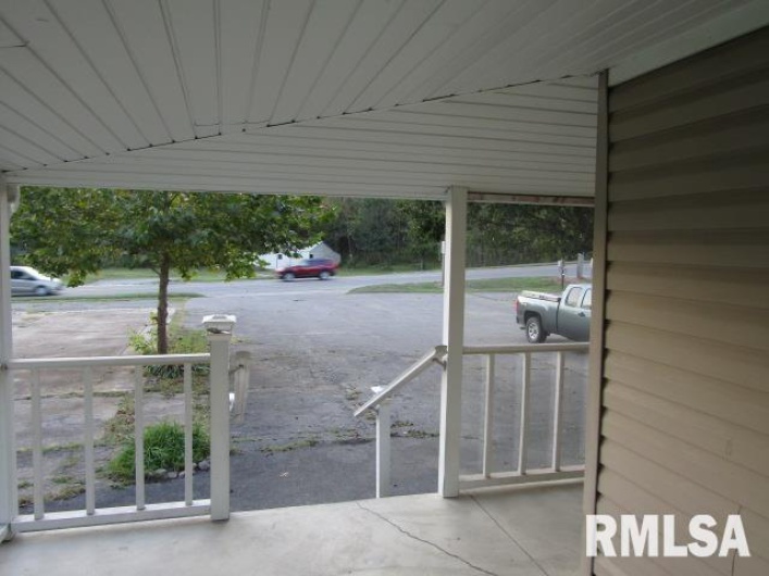 731 Bohn Street, Rosiclare, Illinois 62982, 3 Bedrooms Bedrooms, 0 ,2 BathroomsBathrooms,Residential,For Sale,Bohn,0,RMAEB459989