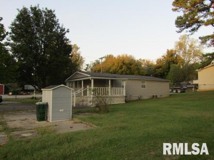 731 Bohn Street, Rosiclare, Illinois 62982, 3 Bedrooms Bedrooms, 0 ,2 BathroomsBathrooms,Residential,For Sale,Bohn,0,RMAEB459989