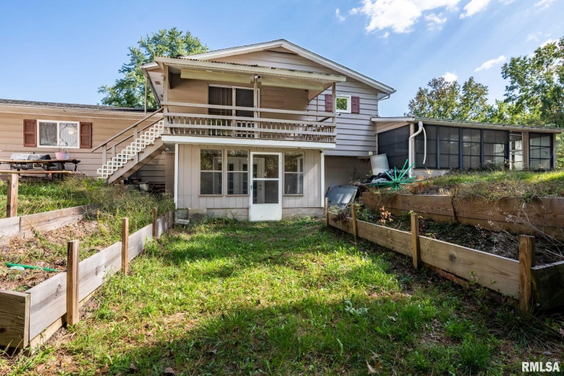 1521 MAIN Street, Carterville, Illinois 62918, 3 Bedrooms Bedrooms, 0 ,2 BathroomsBathrooms,Residential,For Sale,MAIN,0,RMAQC4268078