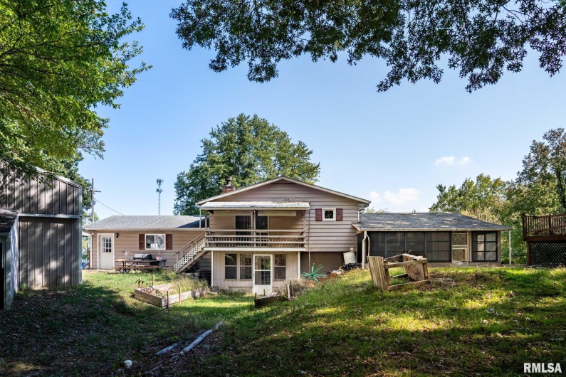 1521 MAIN Street, Carterville, Illinois 62918, 3 Bedrooms Bedrooms, 0 ,2 BathroomsBathrooms,Residential,For Sale,MAIN,0,RMAQC4268078